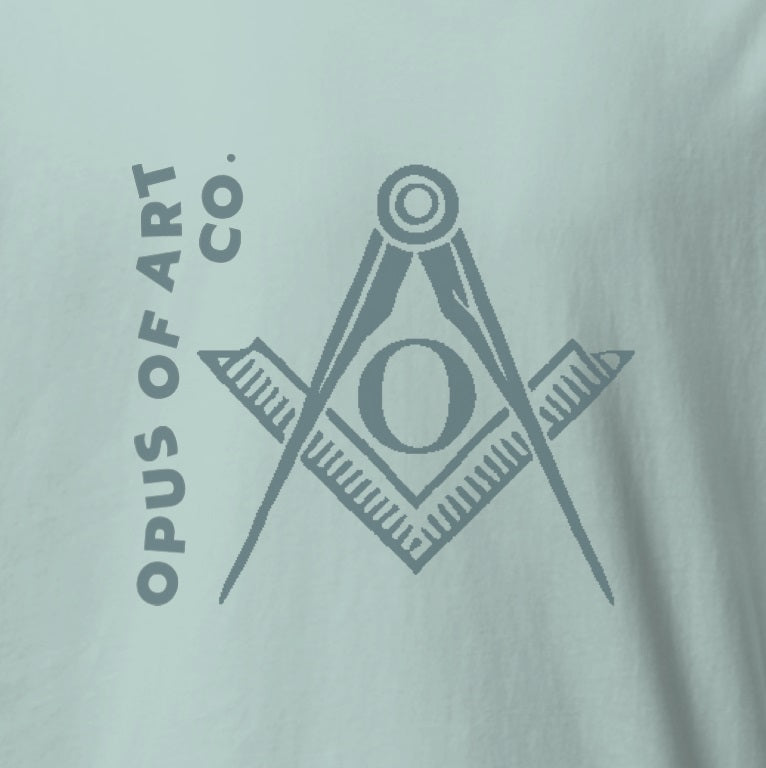 FRONT SQUARE AND COMPASS T-SHIRT