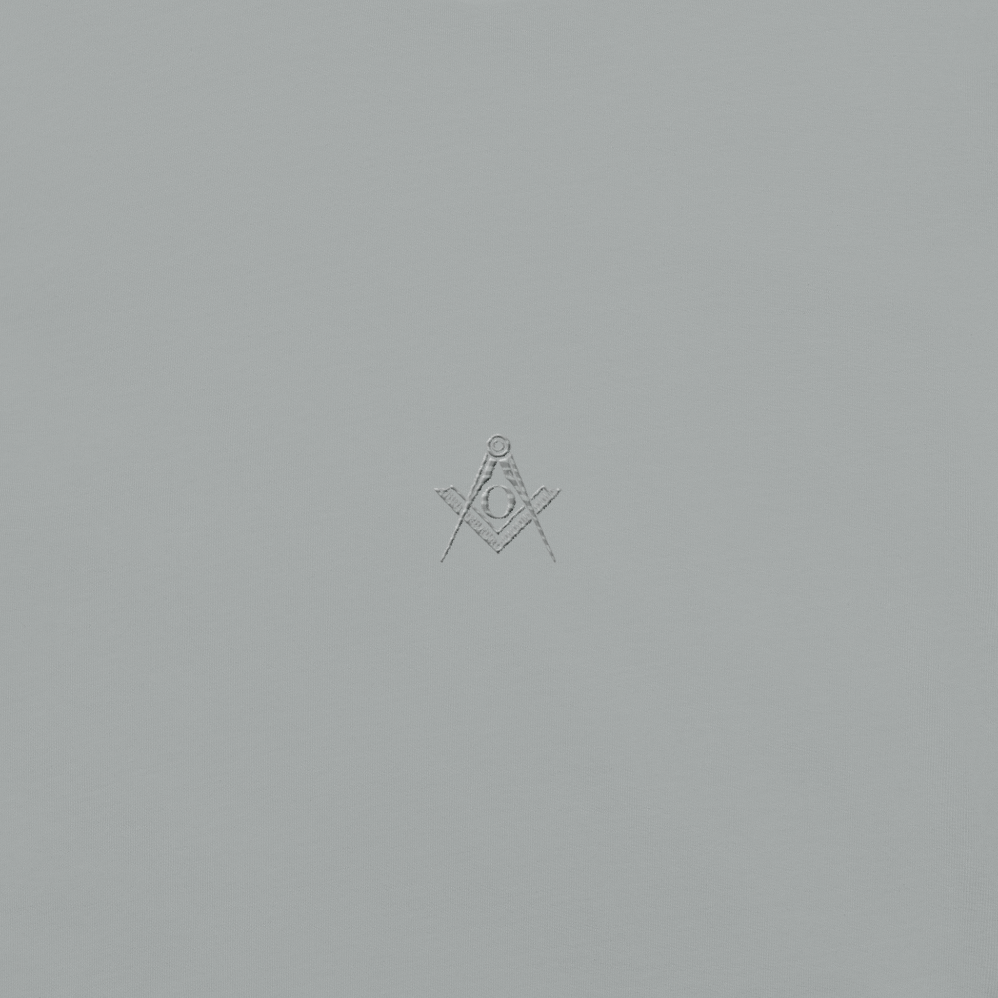 T-SHIRT WITH MATCHING EMBROIDERED SQUARE AND COMPASS